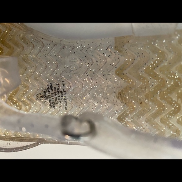 5/ $20 Girls Size 10 Clear Open Toe Jelly Sandals - Picture 6 of 6